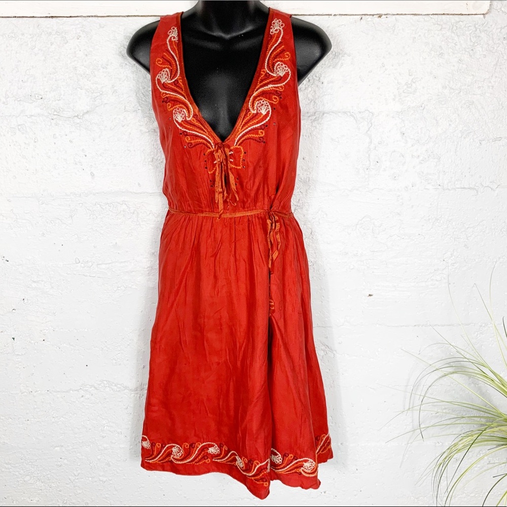 Robert Rodriguez Midi Red Embroidered Dress - Picture 2 of 8